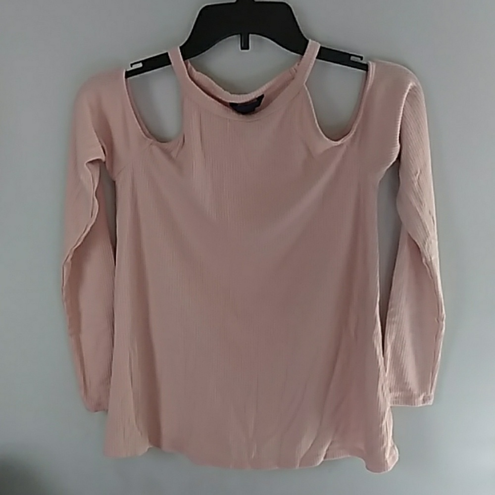 Aeropostale cold shoulder